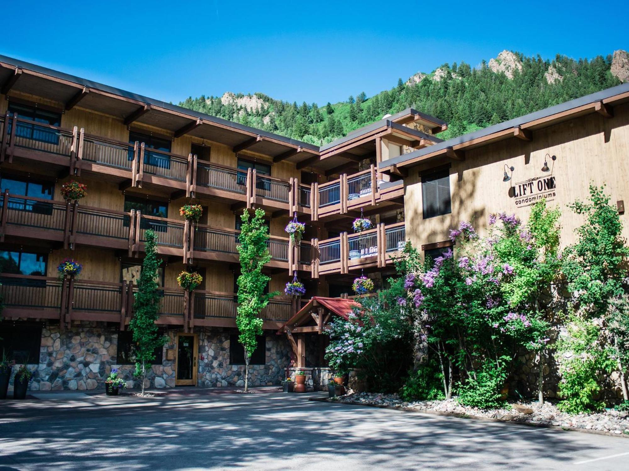 Lift One Condominiums - One, Two, Three Bedroom Units Adjacent To Downtown Aspen Extérieur photo